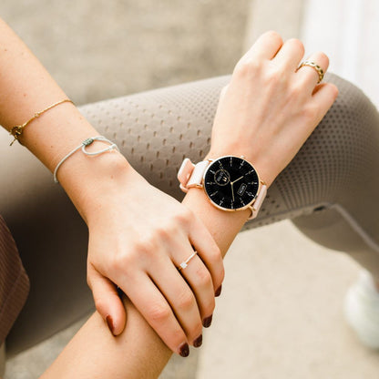 UltraThin Pro™ Full-Touchscreen SmartWatch